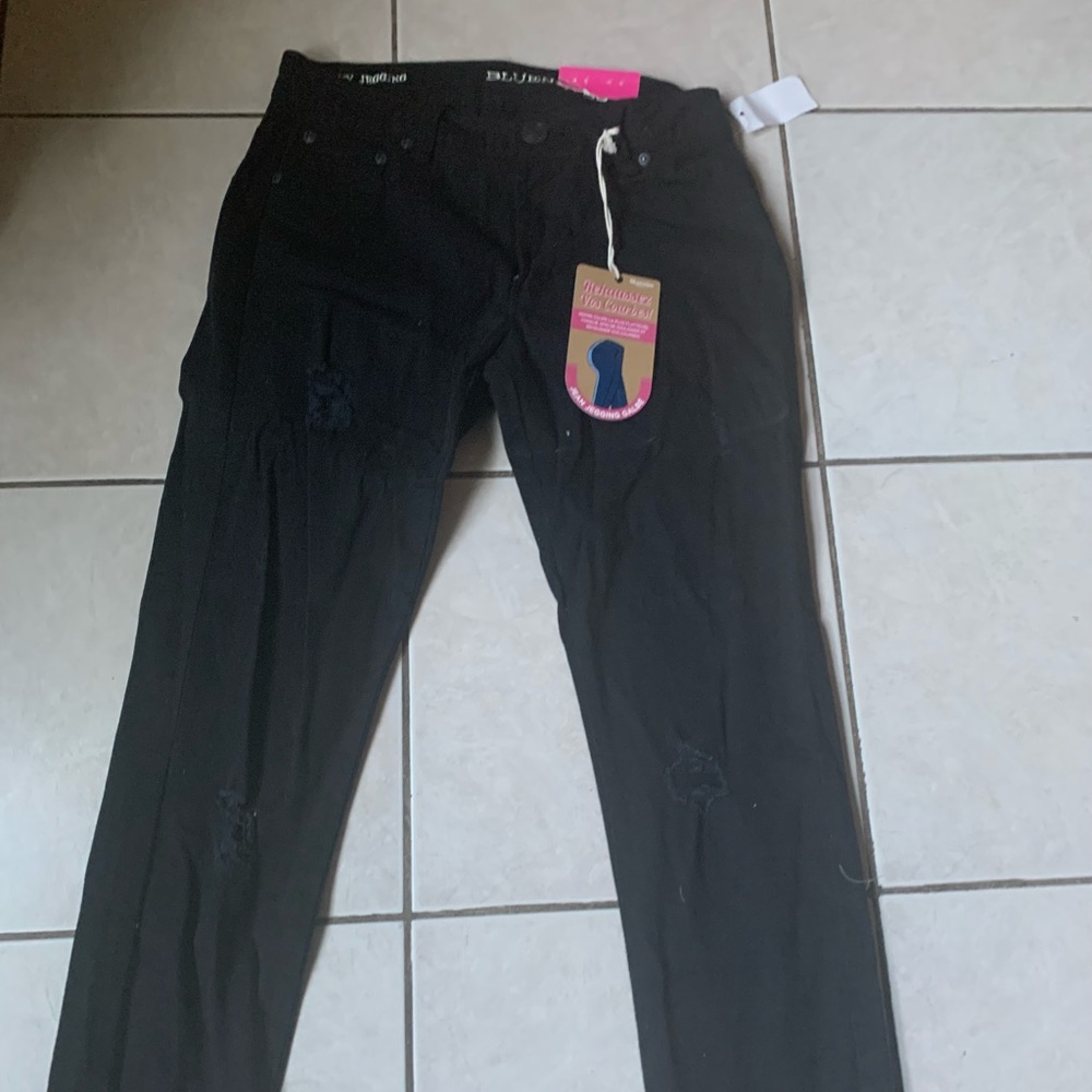 Bluenotes ripped jeans